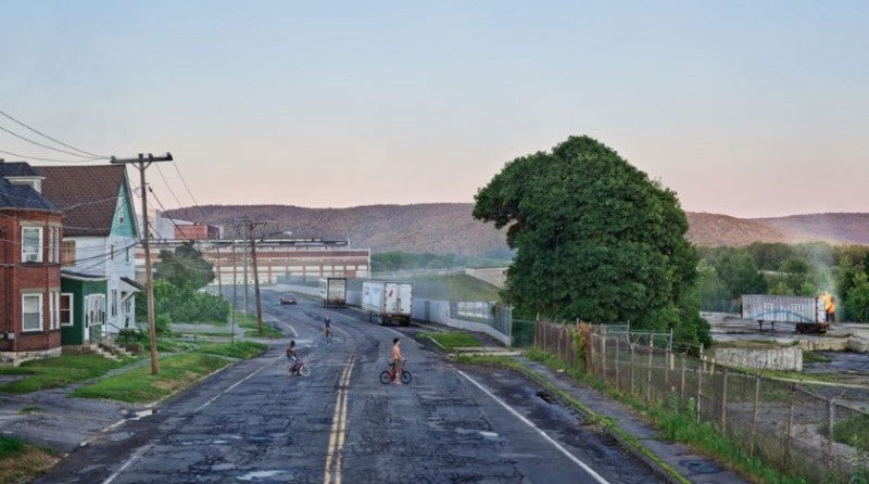 Gregory Crewdson. Eveningside